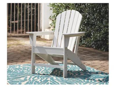 Ashley Sundown Treasure 3 Piece Outdoor Seating In White - PKG008188