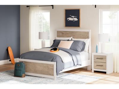 Signature Design by Ashley® Charbitt Full Panel Bed - B2035B2
