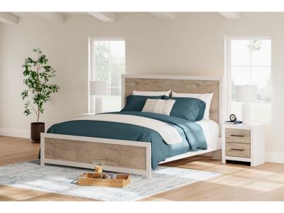 Signature Design by Ashley® Charbitt King Panel Bed - B2035B6