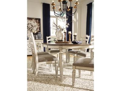 Signature Design by Ashley® Realyn Dining Chair - D743-01
