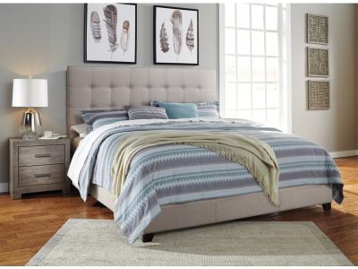 Signature Design by Ashley® Dolante Queen Upholstered Bed - B130-581