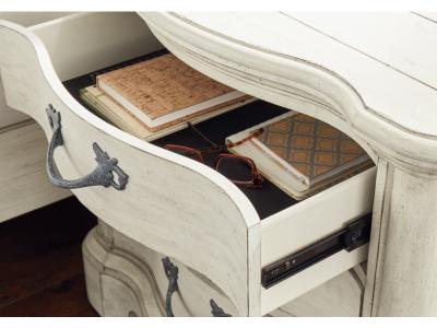 Signature Design by Ashley® Arlendyne King Panel Bed, Dresser, Mirror, Chest and 2 Nightstands - B980B8