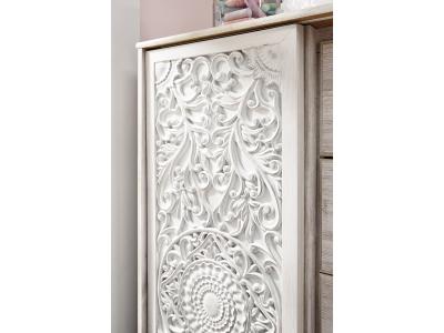 Signature Design by Ashley® Paxberry Queen Panel Bed, Chest and Nightstand - B181B28