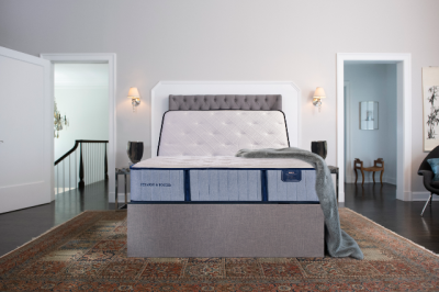 Stearns & Foster King Size Estate collection Luxury Firm Tight Top Mattress - Bardot (King)