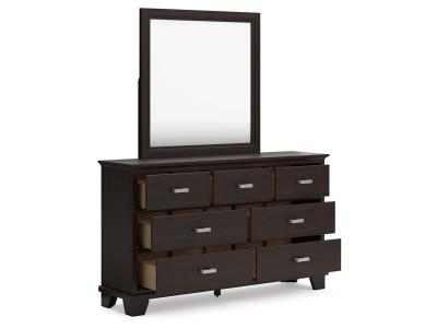 Signature Design by Ashley® Covetown Full Panel Bed, Dresser and Mirror - B441B5