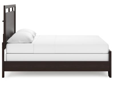 Signature Design by Ashley® Covetown King Panel Bed, Dresser and Mirror - B441B10