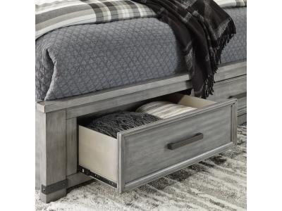 Signature Design by Ashley® Russelyn California King Panel Bed, Dresser, Mirror, Chest and 2 Nightstands - B772B15